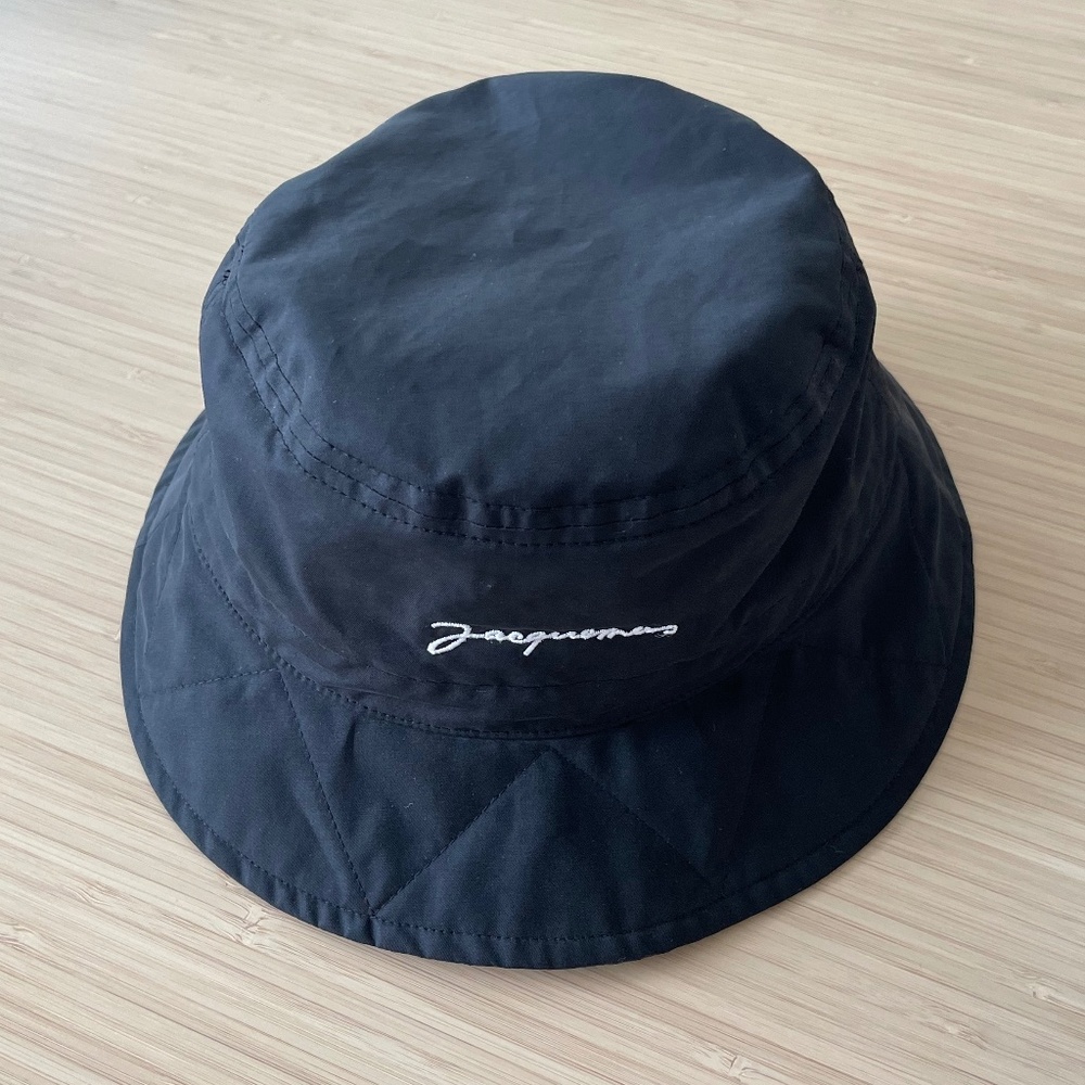 Jacquemus bucket hat- adjustable